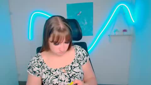 Snapshot of camilla_body chatting on 05-22-26, 11:16 Camilla online show from 05-22-26, 11:16