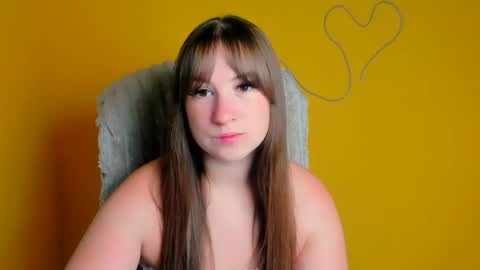 Snapshot of camilla_body chatting on 06-16-26, 05:10 Camilla online show from 06-16-26, 05:10