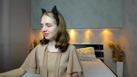 Camilla online show from 09-10-25, 12:21