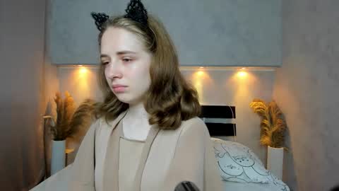 Snapshot of camilla_kelly chatting on 09-17-25, 12:12 Camilla online show from 09-17-25, 12:12