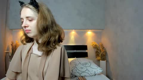 Snapshot of camilla_kelly chatting on 09-21-25, 12:12 Camilla online show from 09-21-25, 12:12