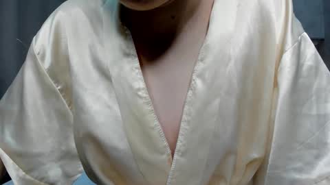 Snapshot of camilla_kelly chatting on 11-28-25, 01:08 Camilla online show from 11-28-25, 01:08