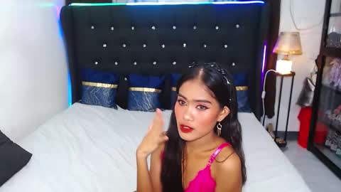 Snapshot of camilla_morena chatting on 02-26-25, 05:42 camilla_morena online show from 02-26-25, 05:42