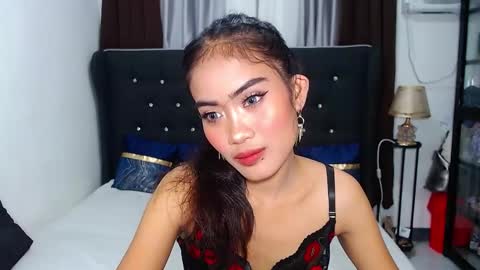 Snapshot of camilla_morena chatting on 02-28-25, 05:37 camilla_morena online show from 02-28-25, 05:37