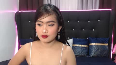 Snapshot of camilla_morena chatting on 10-17-25, 05:10 camilla_morena online show from 10-17-25, 05:10