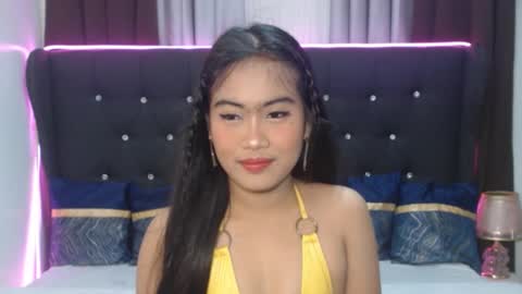 Snapshot of camilla_morena chatting on 11-24-25, 05:29 camilla_morena online show from 11-24-25, 05:29