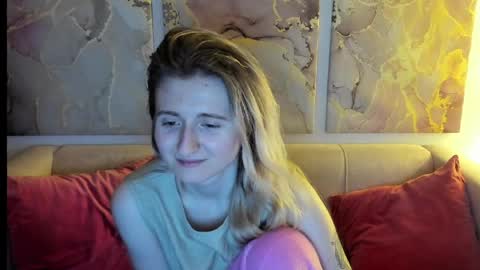 camilladreamer online show from 04-20-26, 06:16