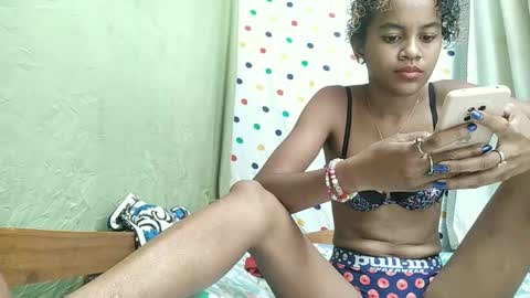 camillah02 online show from 10-18-25, 08:15