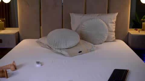 Snapshot of camillastarr chatting on 10-07-25, 07:55 Camy online show from 10-07-25, 07:55