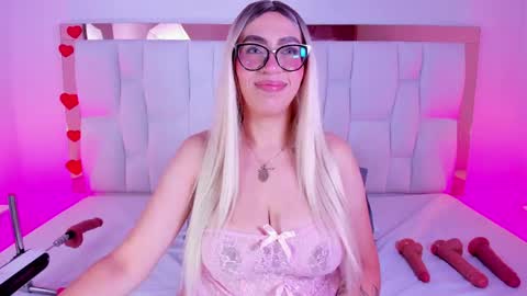 Camille online show from 04-20-26, 01:03