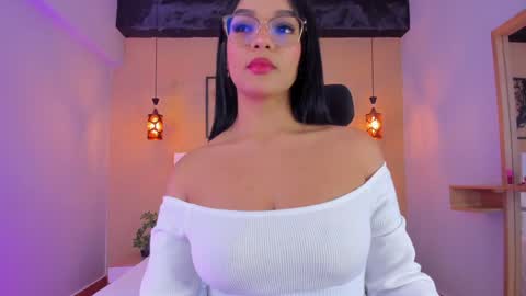 Snapshot of camille_lynn chatting on 01-27-25, 03:37 Camille Lynn online show from 01-27-25, 03:37