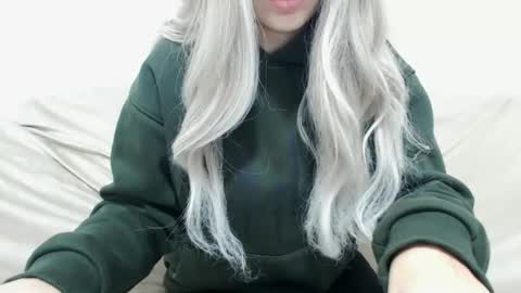 Snapshot of camillebunny chatting on 12-04-25, 03:27 CamilleBunny online show from 12-04-25, 03:27