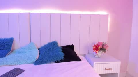 C A M I L L E N    Help me get to the top online show from 10-26-25, 10:15