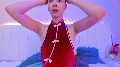 C A M I L L E N    Help me get to the top online show from 11-29-25, 10:35