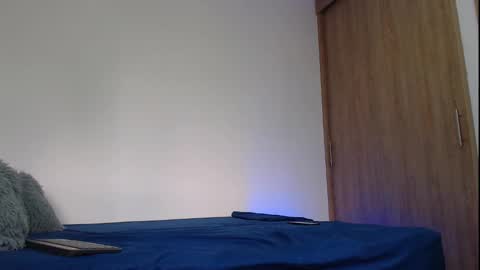 camilo_contre21 online show from 11-19-25, 07:36