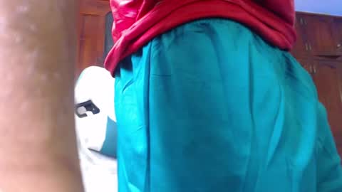camilo_contre21 online show from 06-25-26, 06:34