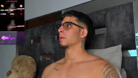   INDEPENDENT MODEL online show from 09-16-25, 04:13