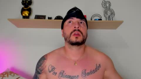 Snapshot of camilo_restrepo21 chatting on 10-03-25, 01:57 camilo_restrepo21 online show from 10-03-25, 01:57