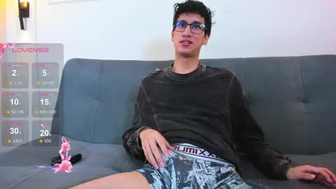 Camilo online show from 04-21-26, 03:02