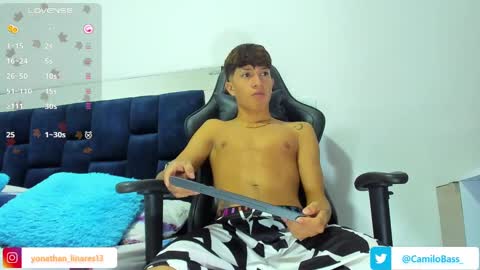 Snapshot of camilobass_ chatting on 12-22-24, 01:12 Camilo Bass online show from 12-22-24, 01:12