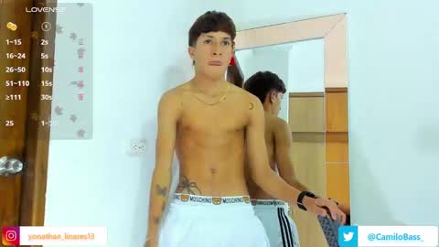 Snapshot of camilobass_ chatting on 01-16-25, 01:16 Camilo Bass online show from 01-16-25, 01:16