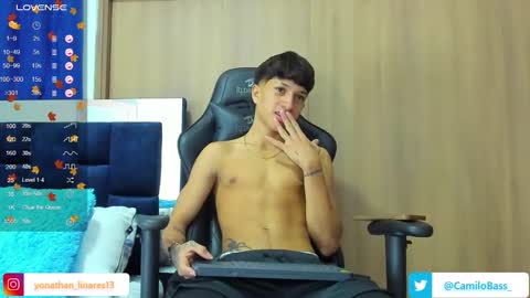 Snapshot of camilobass_ chatting on 02-11-25, 01:31 Camilo Bass online show from 02-11-25, 01:31