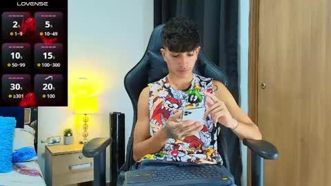 Snapshot of camilobass_ chatting on 05-23-26, 01:11 Camilo Bass online show from 05-23-26, 01:11