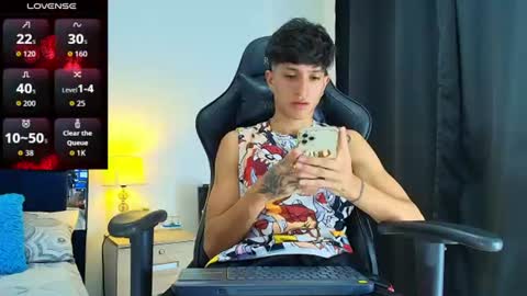 Snapshot of camilobass_ chatting on 07-17-26, 12:50 Camilo Bass online show from 07-17-26, 12:50