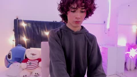 CamiloDoumit online show from 02-03-25, 02:13