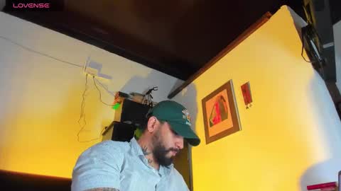 Snapshot of camilomayer chatting on 09-13-25, 12:27 Camilo online show from 09-13-25, 12:27
