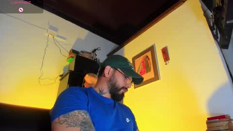 Snapshot of camilomayer chatting on 10-14-25, 04:41 Camilo online show from 10-14-25, 04:41