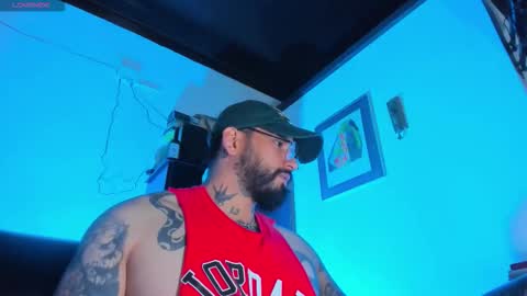 Snapshot of camilomayer chatting on 10-15-25, 03:45 Camilo online show from 10-15-25, 03:45