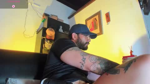 Camilo online show from 11-28-25, 04:09