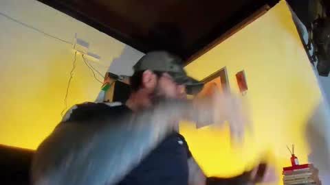 Camilo online show from 12-05-25, 05:09