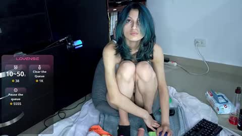 Cami  online show from 11-24-25, 03:17