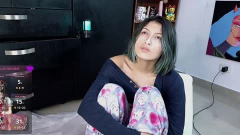 Cami  online show from 04-12-26, 03:22