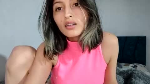 Snapshot of camilonrilli chatting on 07-18-26, 05:11 Cami online show from 07-18-26, 05:11