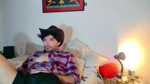 Snapshot of camilosaennz chatting on 01-08-26, 03:09 camilo online show from 01-08-26, 03:09