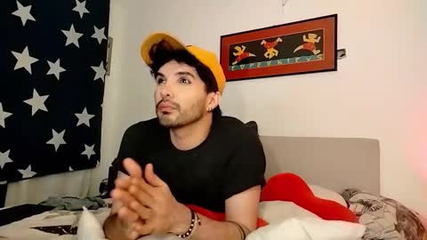 Snapshot of camilosaennz chatting on 02-17-26, 06:32 camilo online show from 02-17-26, 06:32