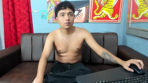 Snapshot of camilowhites chatting on 03-16-26, 07:07 CamilowhiteS online show from 03-16-26, 07:07