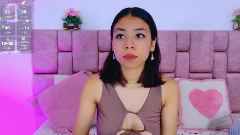 camiluxe online show from 11-08-25, 01:00