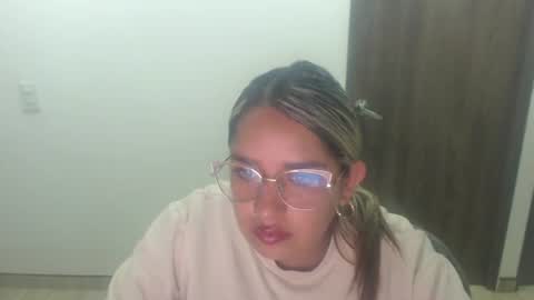 Snapshot of camivilla393140 chatting on 07-07-26, 10:30 camivilla393140 online show from 07-07-26, 10:30