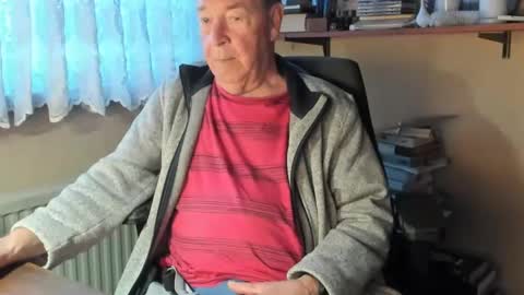 Snapshot of cammee chatting on 02-21-25, 04:59 Cammee online show from 02-21-25, 04:59