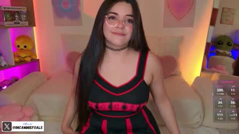 Snapshot of cammiefoalss chatting on 11-14-25, 04:38 Lets reach 200 thumbs up online show from 11-14-25, 04:38