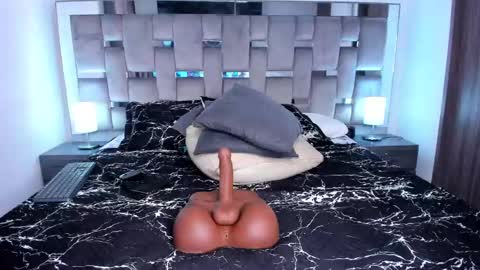 Camila online show from 02-22-25, 07:58