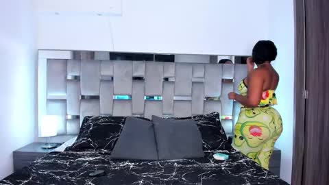 Camila online show from 03-08-25, 03:24