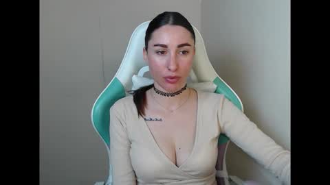 cammila horn online show from 04-23-26, 05:41