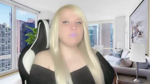 Miley online show from 02-28-25, 03:04