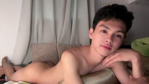 Snapshot of camwithethan chatting on 06-25-26, 10:14 Ethan online show from 06-25-26, 10:14