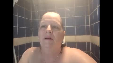 Snapshot of canadianqueen1973 chatting on 06-01-26, 10:22 canadianqueen1973 online show from 06-01-26, 10:22